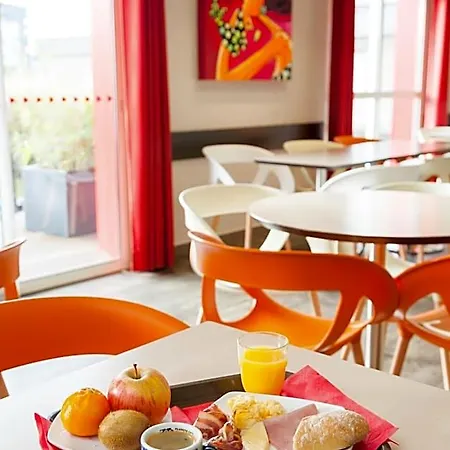 Estaing Hotel
