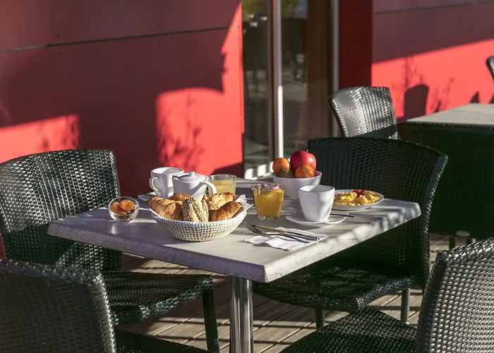 克莱蒙埃斯坦酒店 3* 克莱蒙费朗