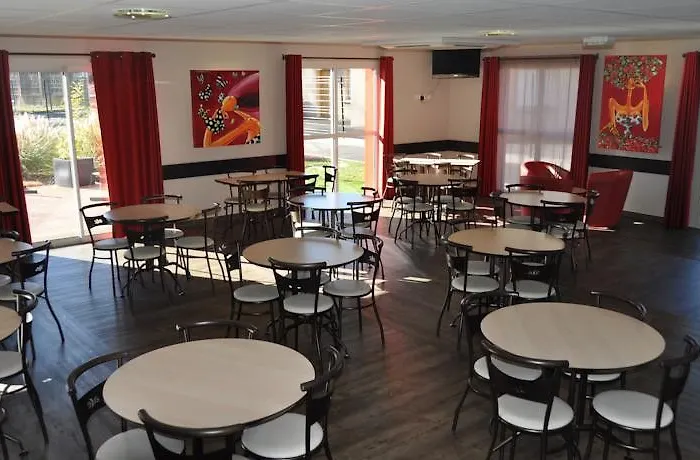 克莱蒙埃斯坦酒店 3*