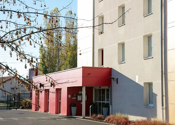 克莱蒙埃斯坦酒店 3*